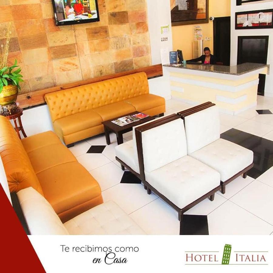 Hotel Italia La Ceiba Exteriör bild